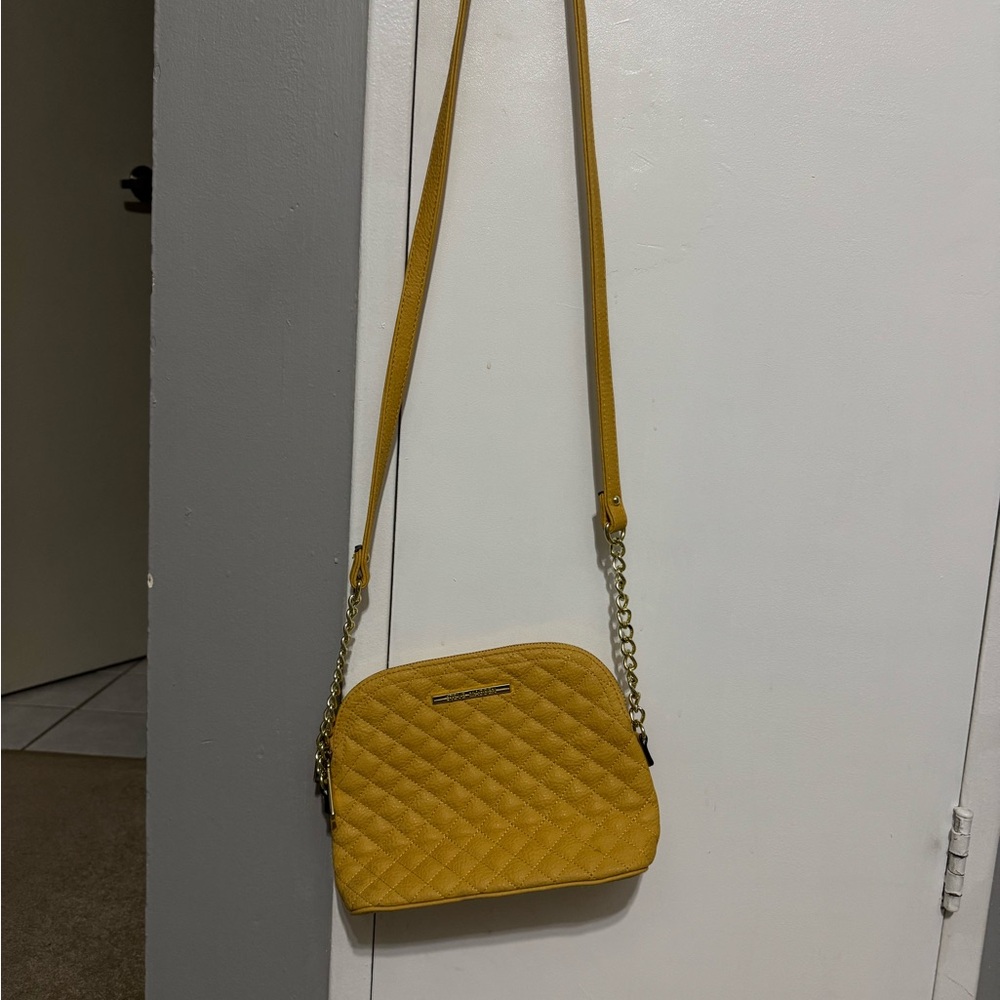 Steve Madden Mustard Quilted Crossbody Bag - Picture 1 of 5